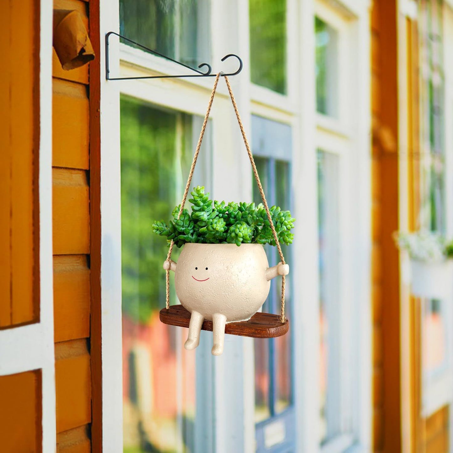 Swing Bloom - Smiling Face Hanging Planter